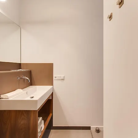 招待所 Het Kabinet 4*