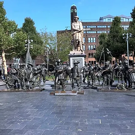 Het Kabinet 4* Ámsterdam